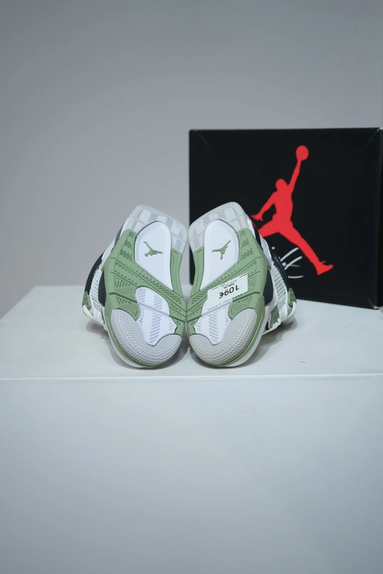 Jordan 4 Seafoam (Taille 36) - Image 4