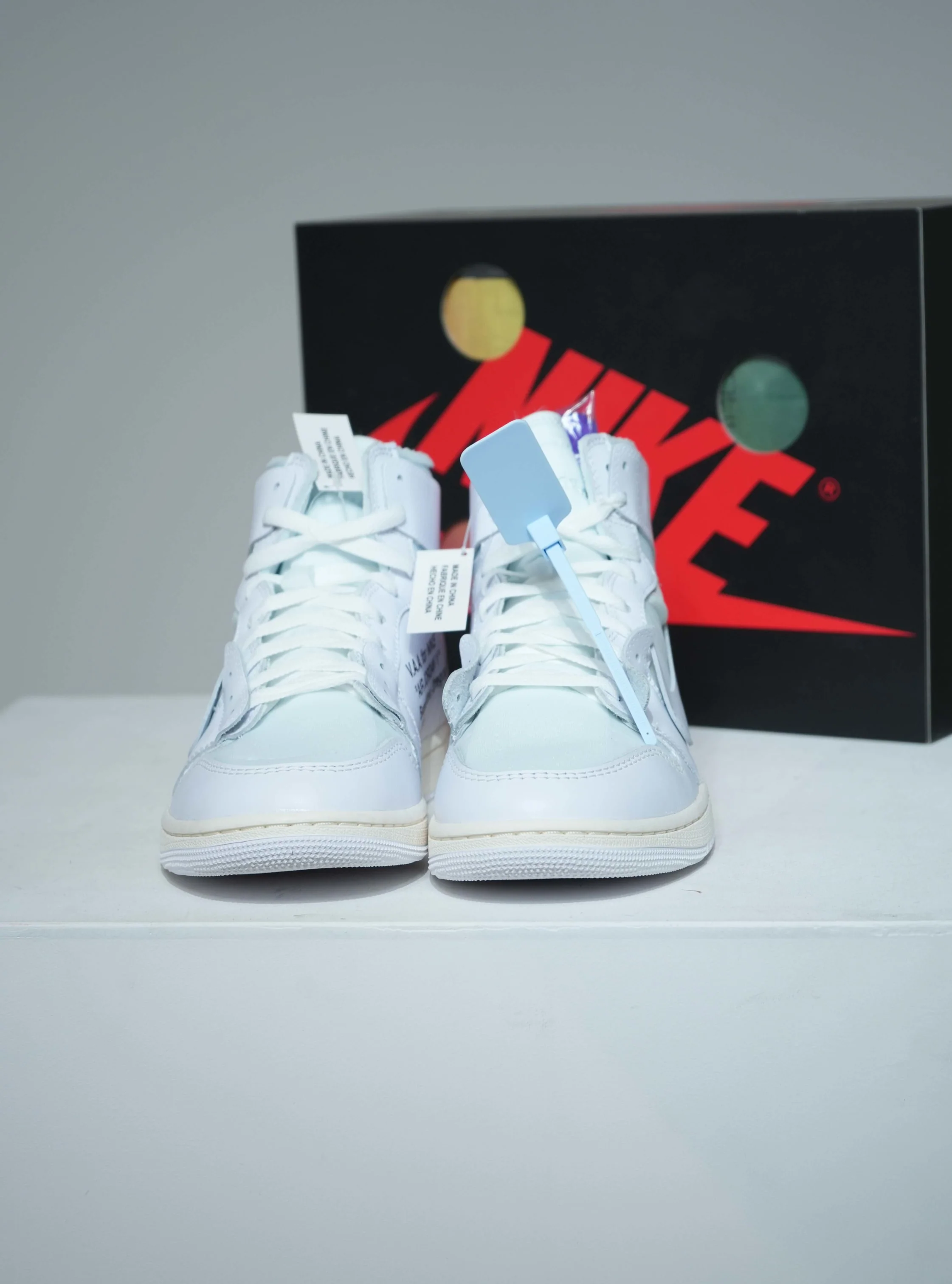Jordan 1 High Off White Alaska (Taille 42,5) - Image 6