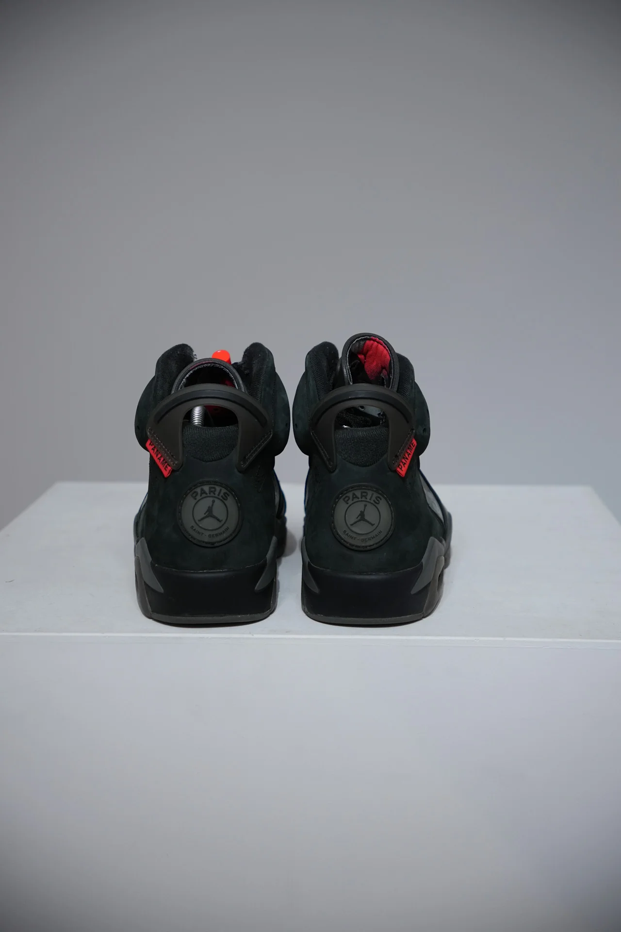 Jordan 6 PSG (Taille 44,5) - Image 3
