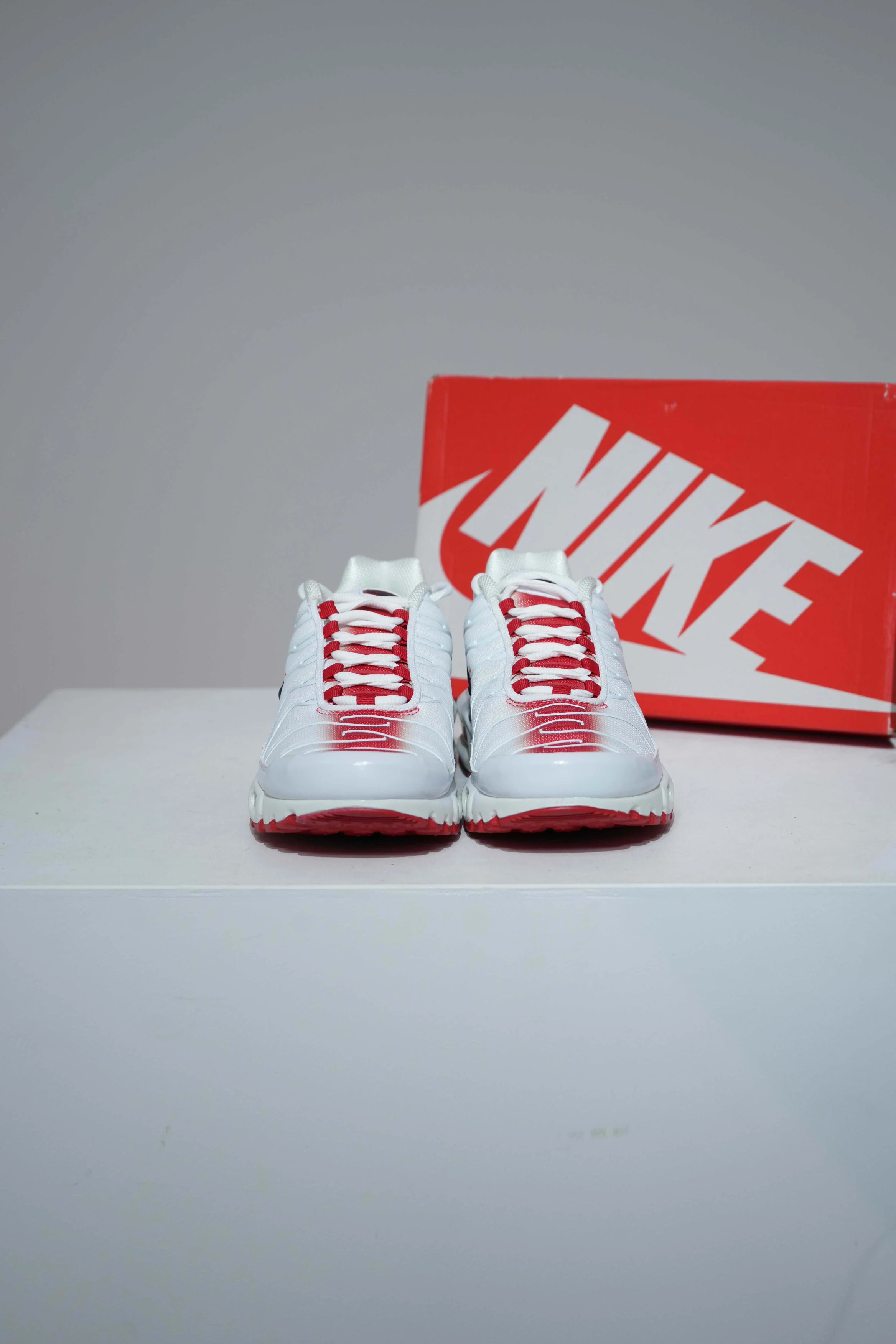 Air Max Plus (TN) White University red (Taille 38) - Image 3