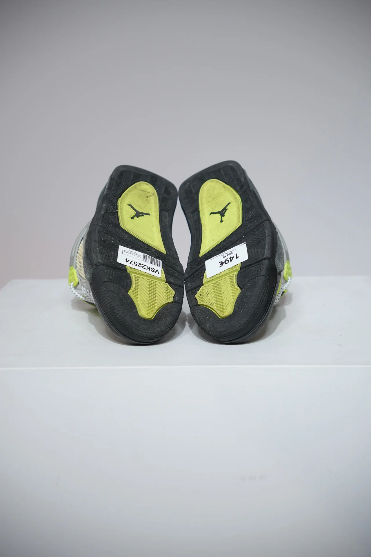 Jordan 4 Neon Green (Taille 43) - Image 4