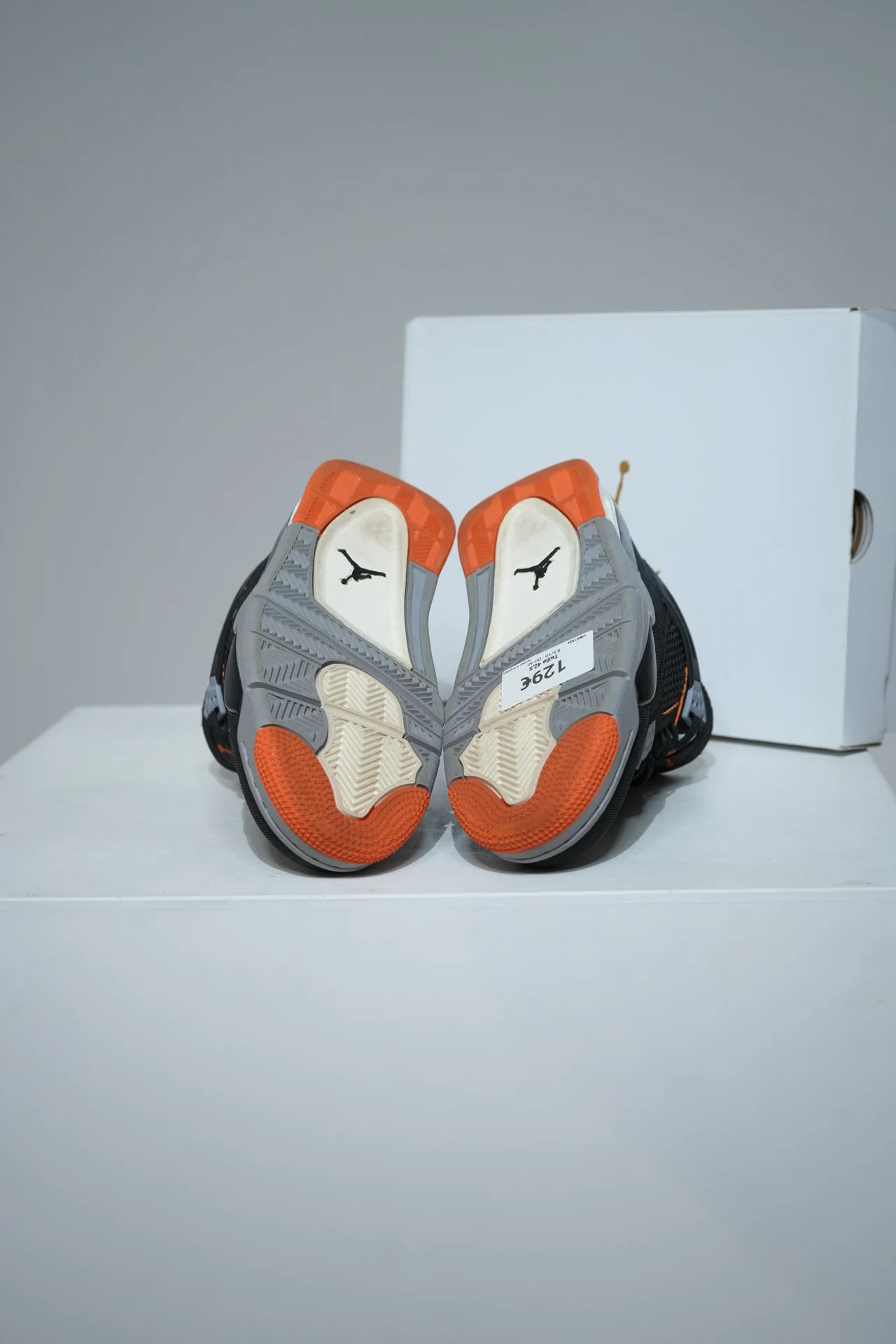Jordan 4 Starfish (Taille 42,5) - Image 3