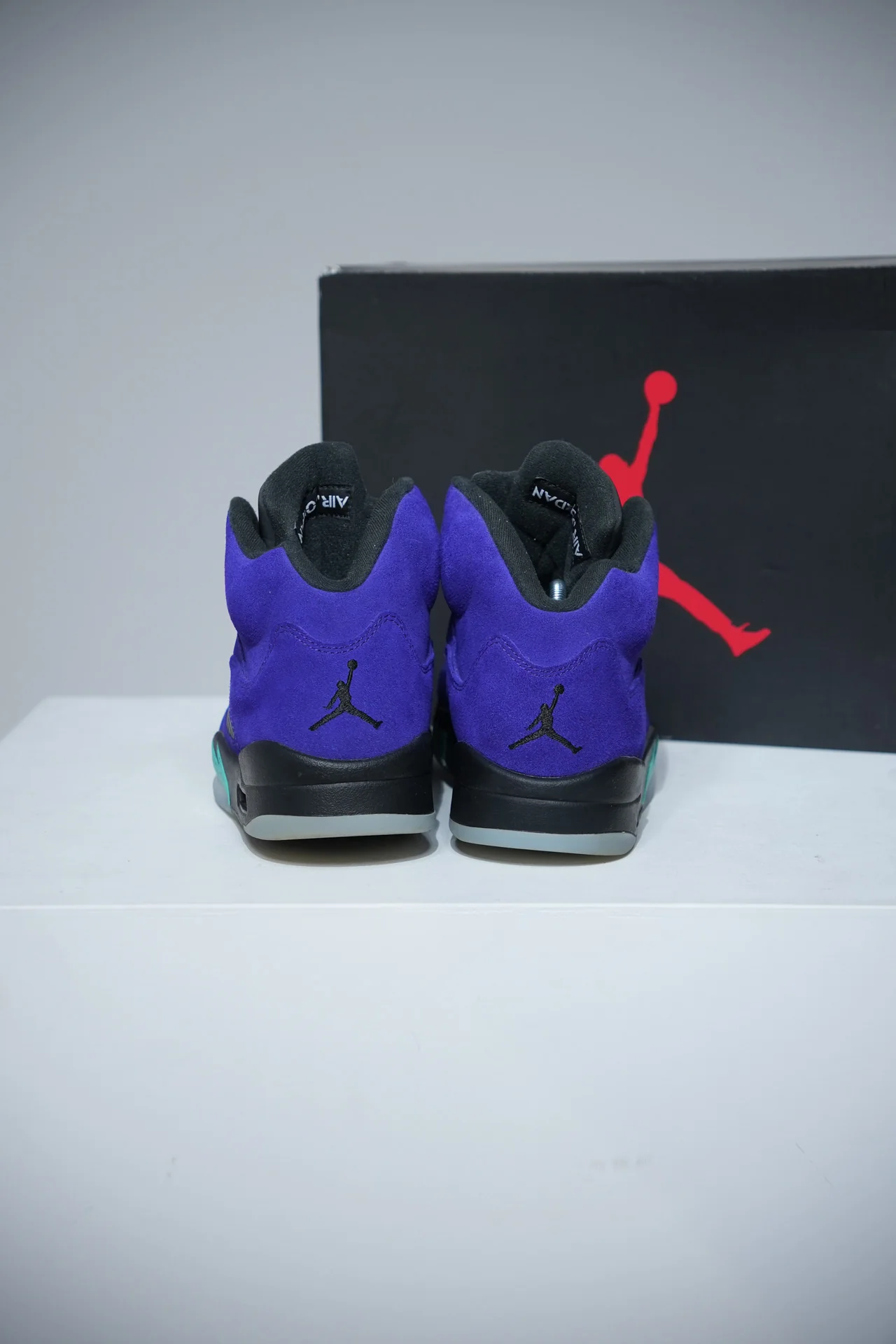 Jordan 5 Alternate Purple (Taille 43) - Image 3