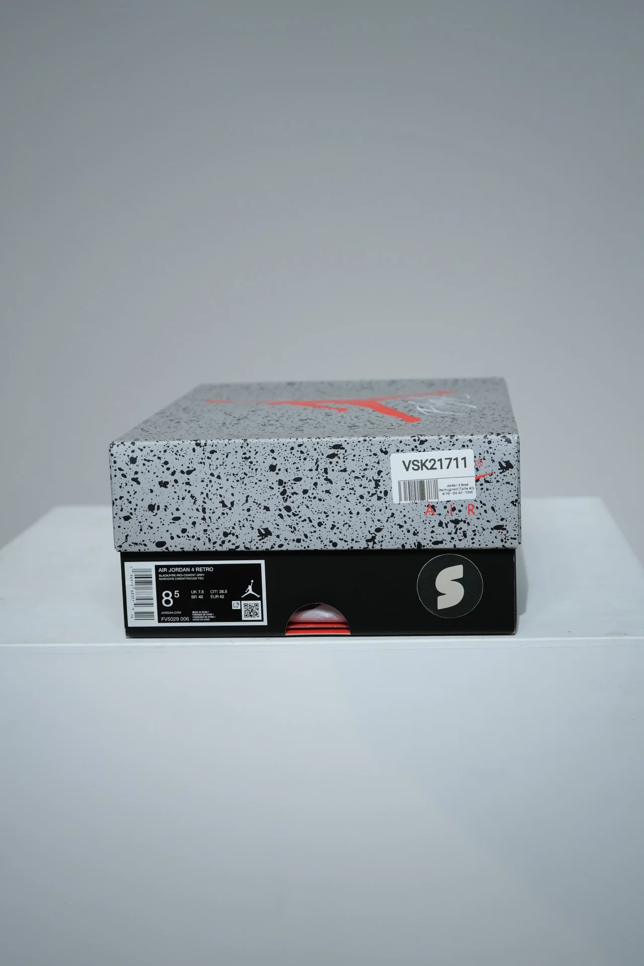 Jordan 4 Bred Reimagined (Taille 42) - Image 4