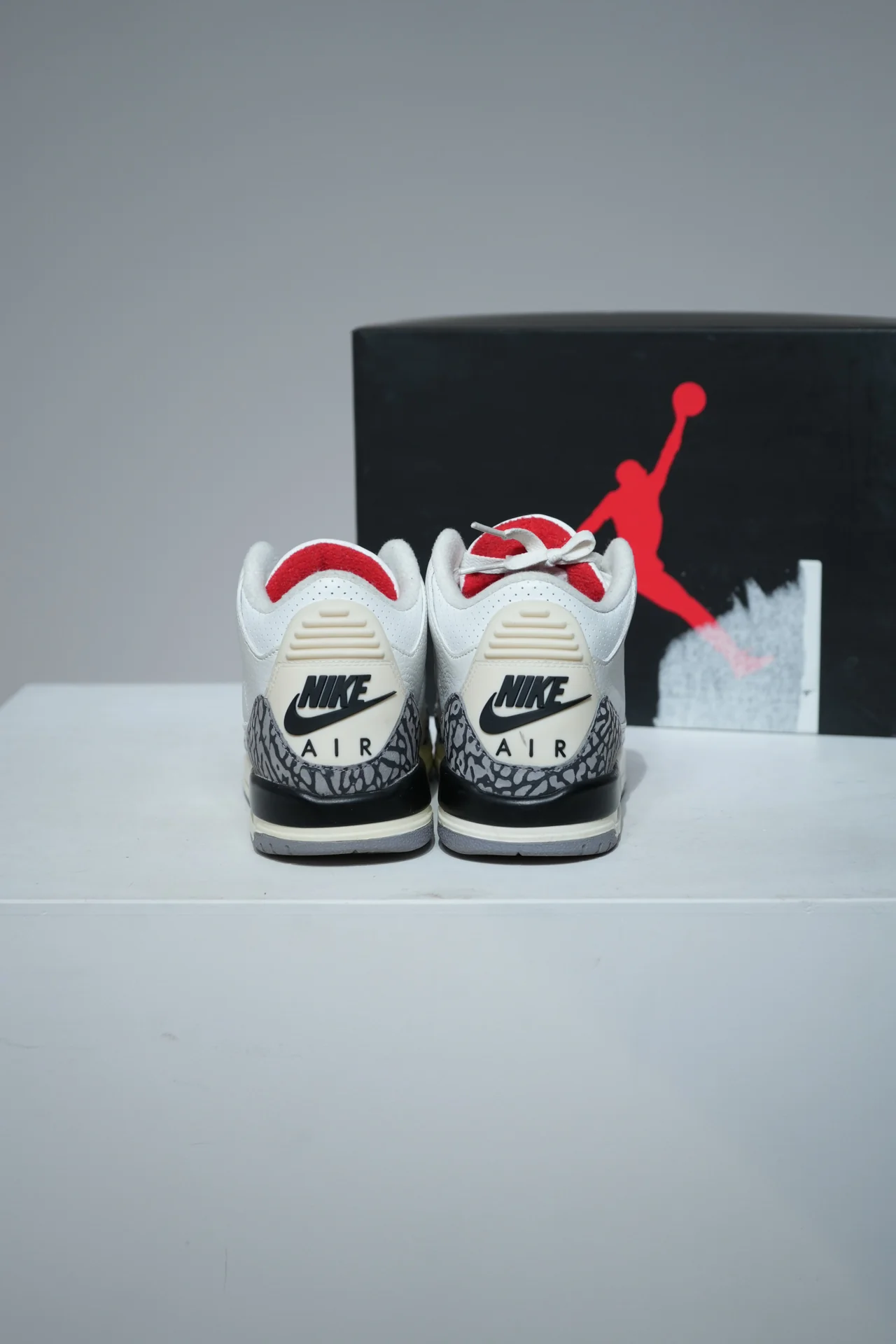 Jordan 3 White Cement Reimagined GS (Taille 36) - Image 4