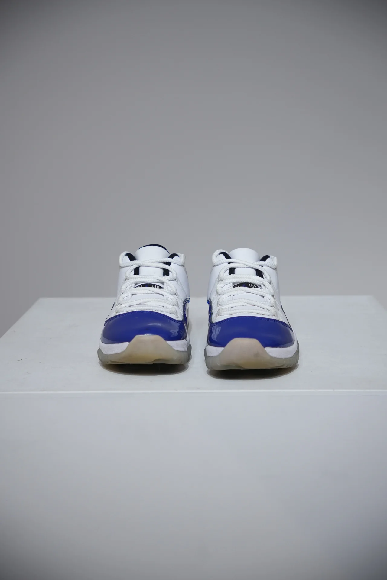 Jordan 11 Low White Concord (Taille 38) - Image 4
