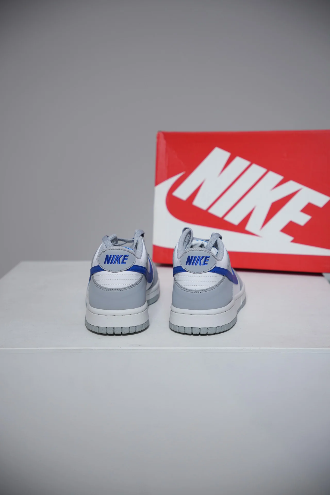 Dunk Low grey Royal Blue (Taille 38,5) - Image 3