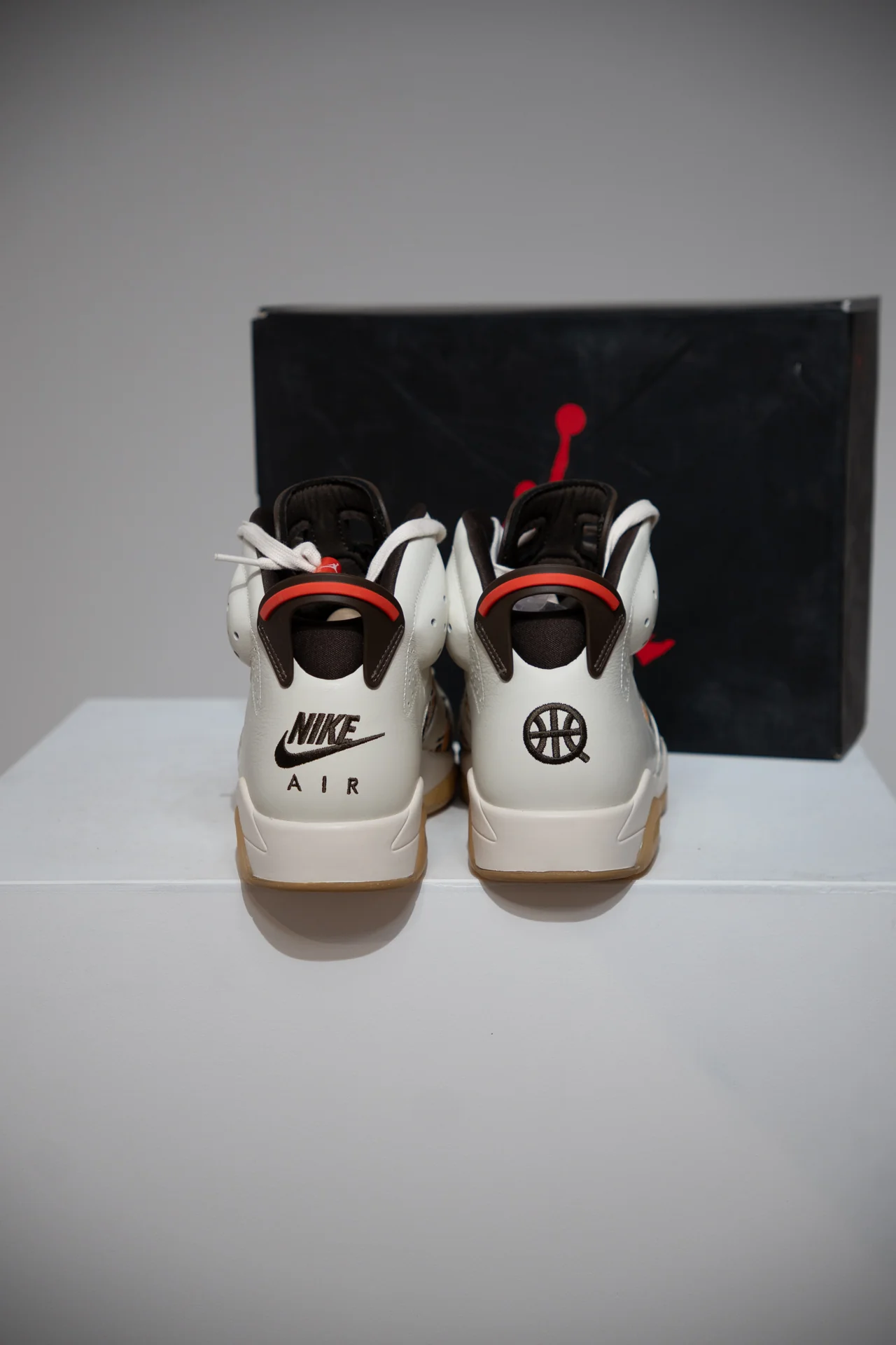 Jordan 6 Quai 54 (Taille 45,5) - Image 3