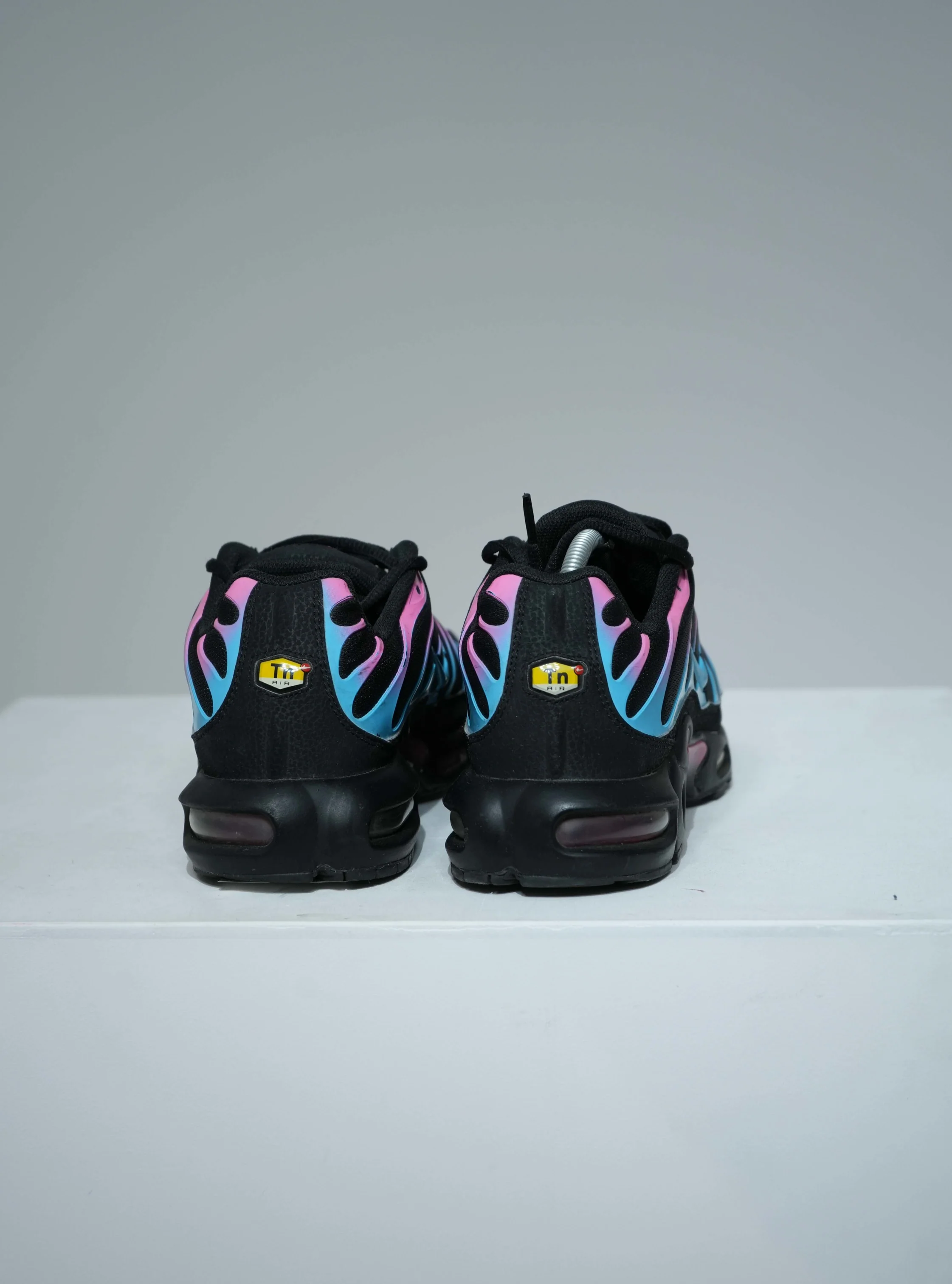 Air Max Plus (TN) Miami Vice (Taille 46) - Image 3
